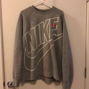 Nike grey crewneck sweatshirt